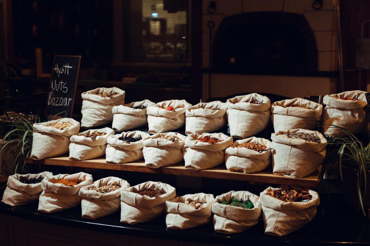 Hotel Hyatt Regency Biszkek Zewnętrze zdjęcie