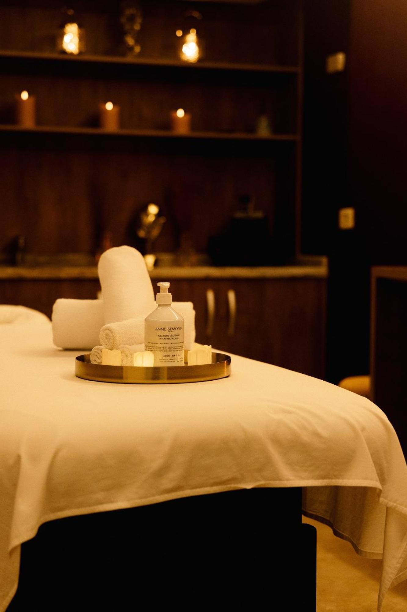 Hotel Hyatt Regency Biszkek Zewnętrze zdjęcie